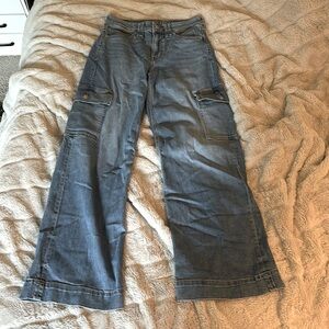 american eagle blue wide legged flared cargo pocket jeans